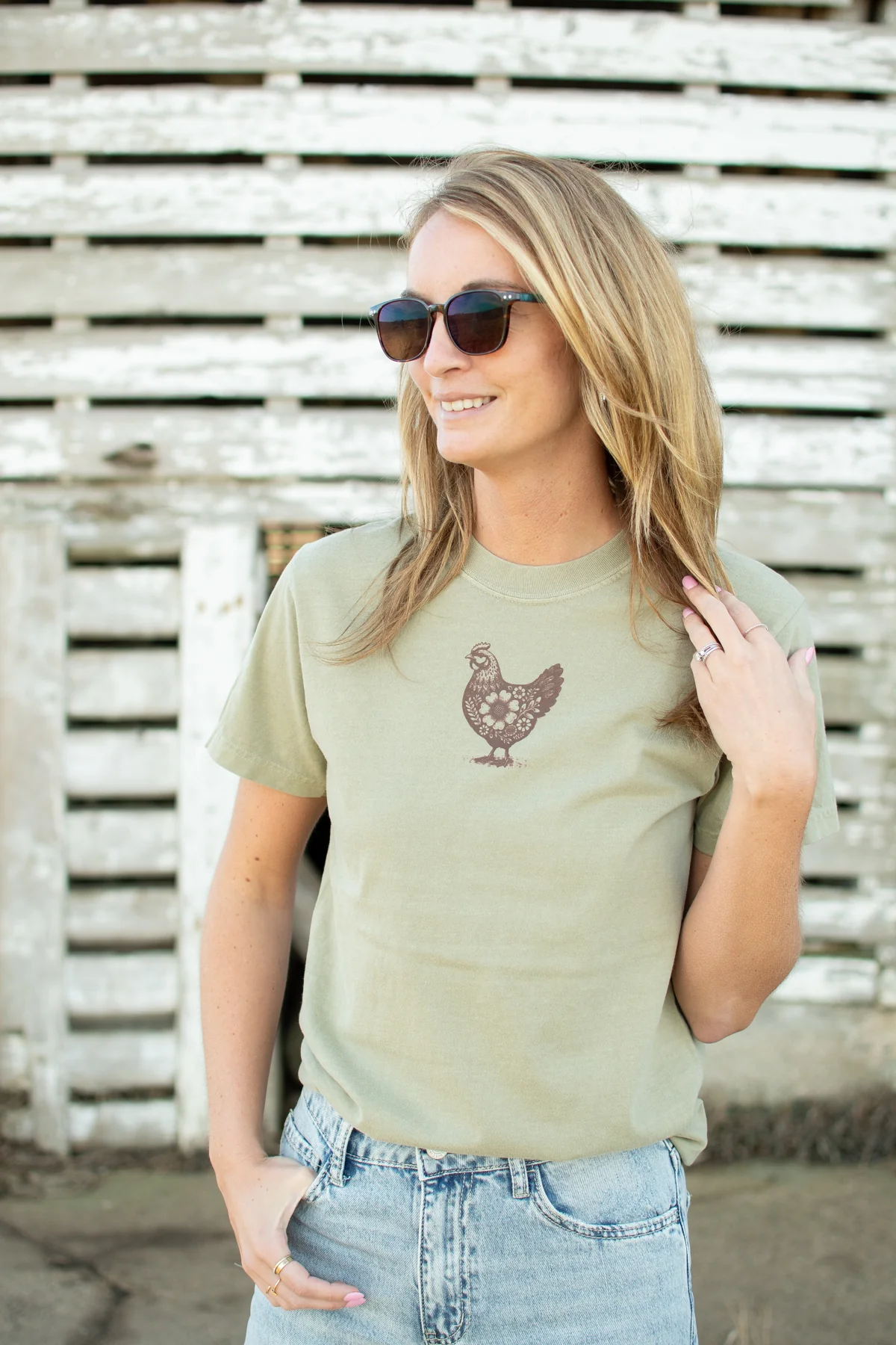Backyard Chicken Social Club' Tee - Image 4