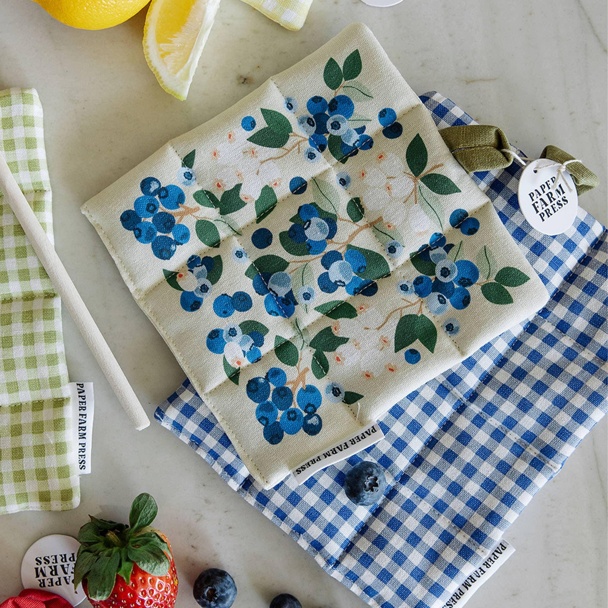 Blueberry Field Pot Holder Set - Image 2