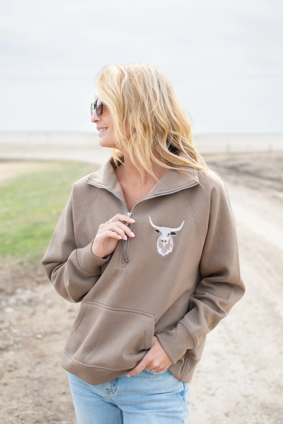 Embroidered Longhorn Brown 1/4 Zip - Image 2